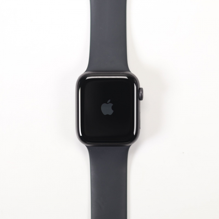 95新 苹果手表s5 44mm 国行 深空灰色铝金属表壳配黑色运动型表带