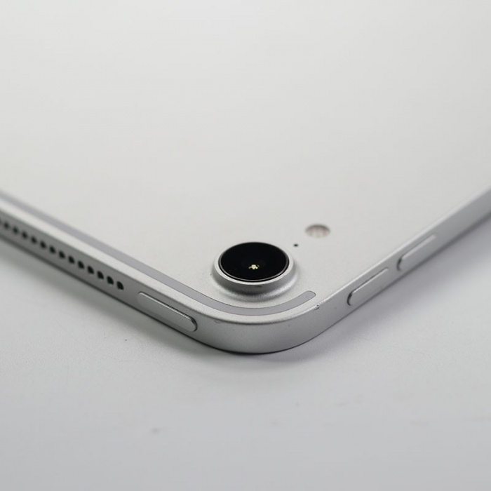 95新 2018新款ipad pro 12.9寸 64gb 银色 国行 100%电池寿命充电61次