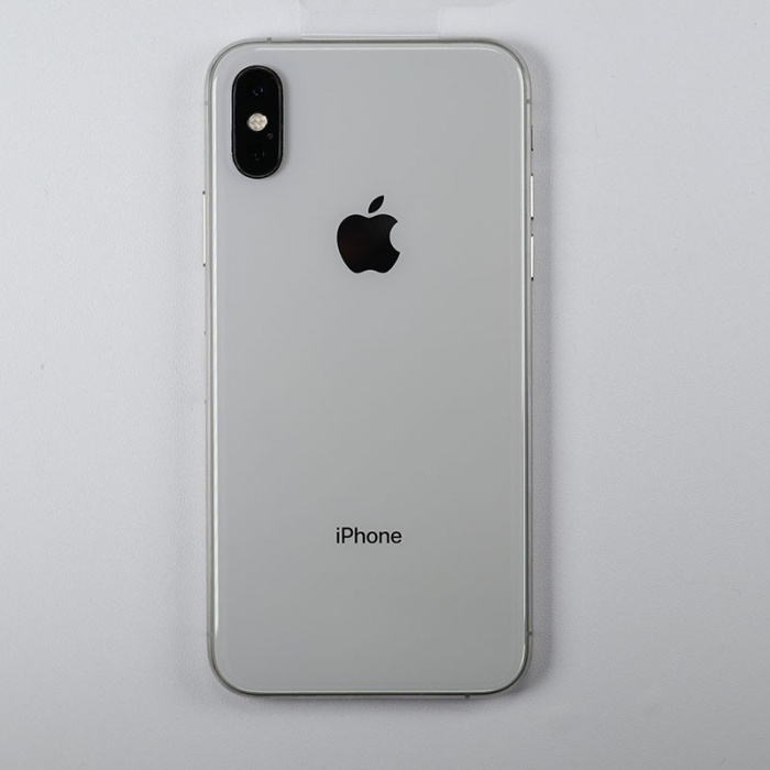 95新 iphone xs 银色 64g 国行 100%电池1次充电 带售后工单和新机膜