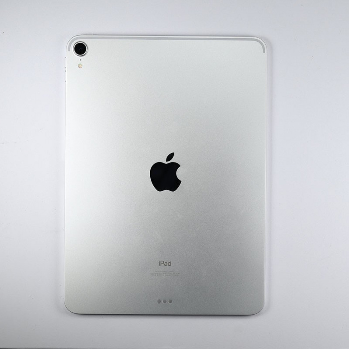 95新 2018款 ipad pro 11寸 银色 256g 国行 100%电池
