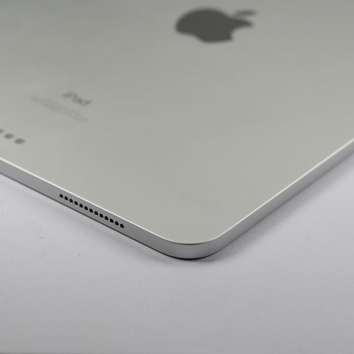 95新 2018款 ipad pro 11寸 银色 256g 国行 100%电池