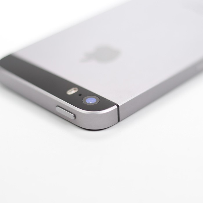 95新 iphone se 深空灰 32g v版 移动2g联通电信4g 95%电池寿命