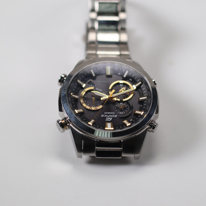 卡西欧edifice 人工合成蓝宝石玻璃商务男表 太阳能电波石英表 eqw-t