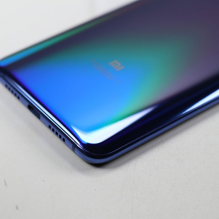 95新 小米9 全息幻彩蓝 8 128g