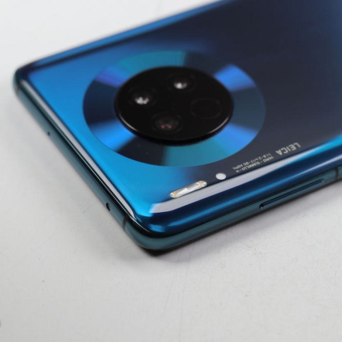 95新 华为 mate 30 翡冷翠 8 128g