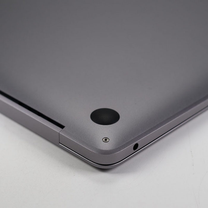 95新 苹果 macbook air 13寸 2019款 国行 深空灰(i5 1.