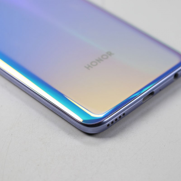 99新 荣耀30s 8gb 128gb 蝶羽白