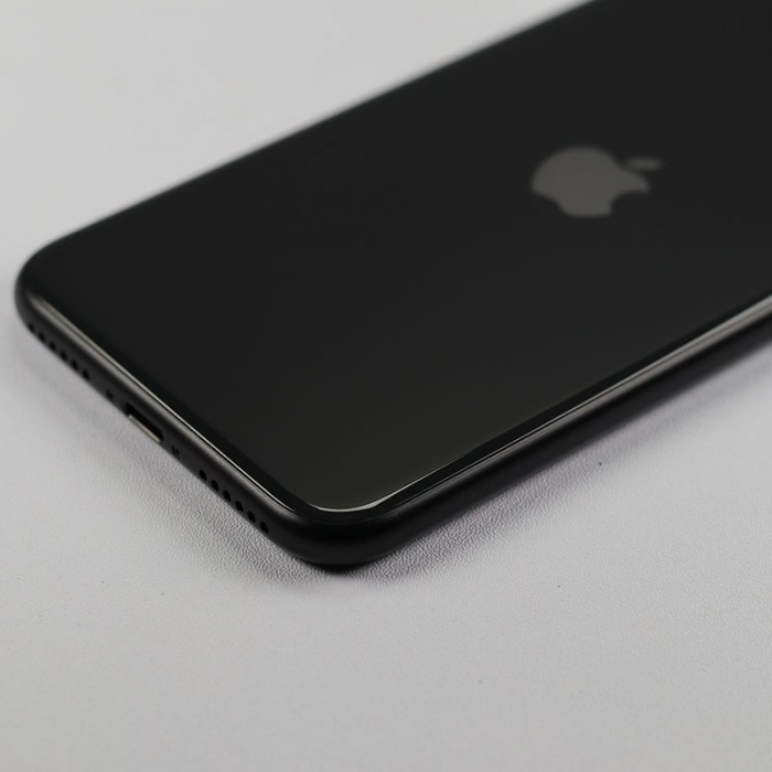 95新 iphone se2 64gb 黑色 国行 100%电池寿命2次充电 带包装配件和