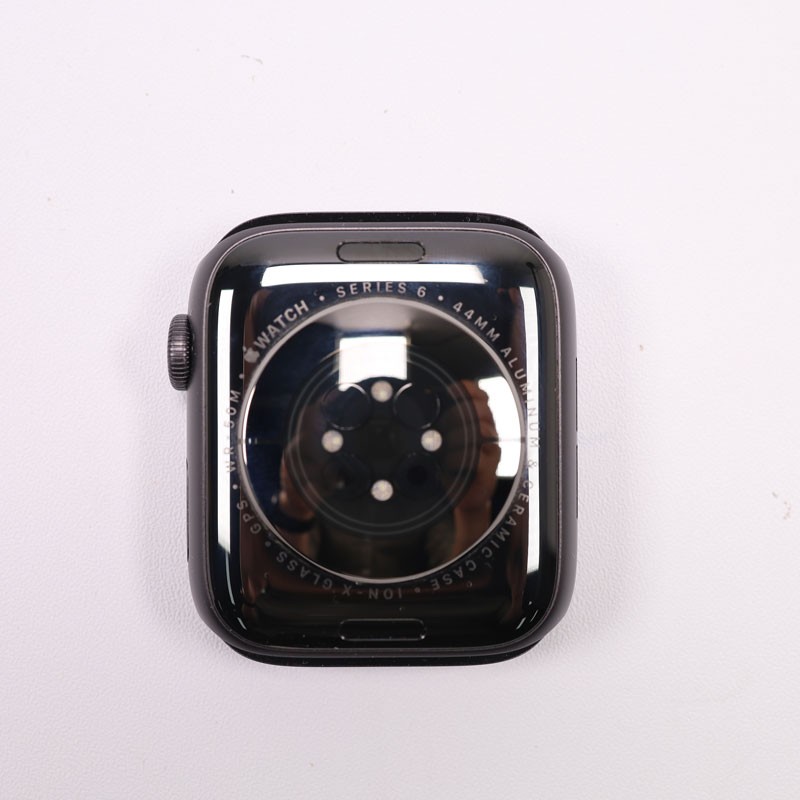 95新 苹果手表s6 44mm 国行 深空灰色铝金属表壳 黑色运动型表带 带