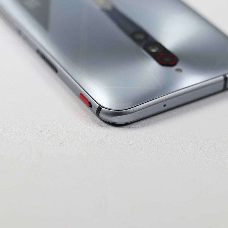 99新 努比亚 红魔5s 冰封银翼 12 256g