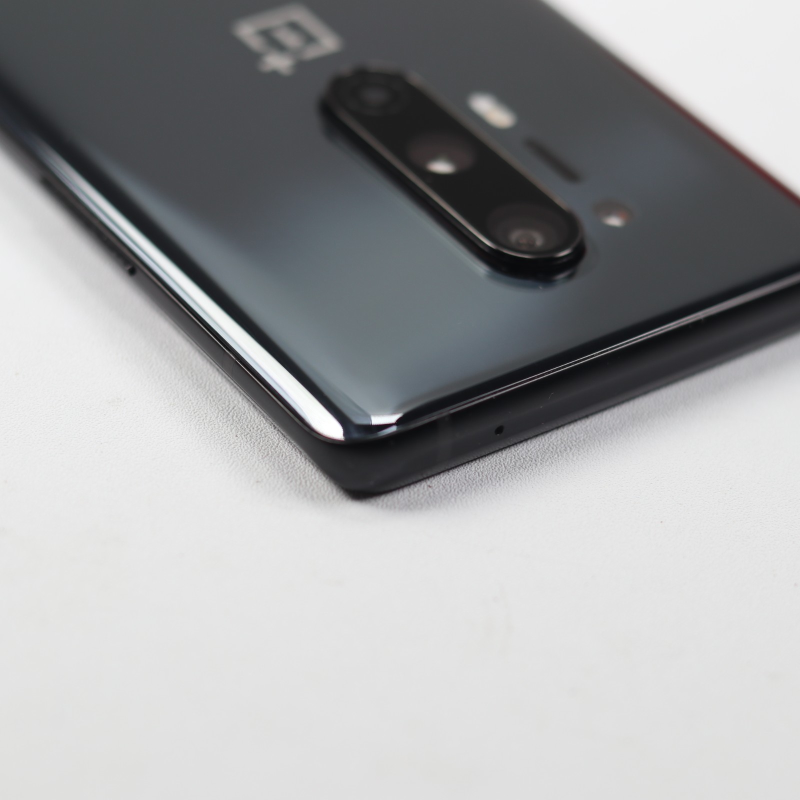 99新 一加8 pro 黑镜 12 256g 带包装配件