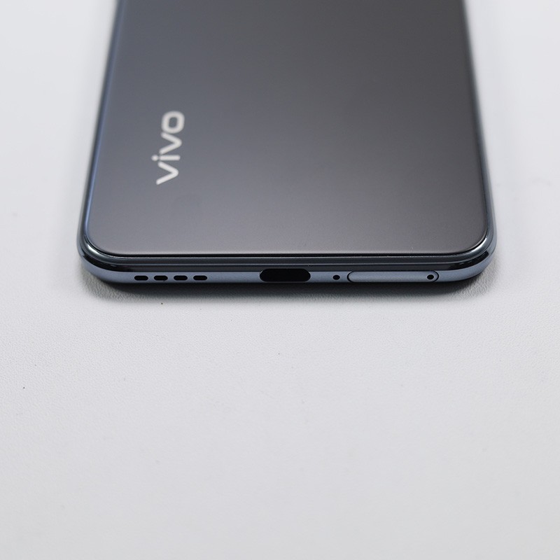 95新 vivo s9e 黑曜石 8 128g 带包装配件 官方保修到2022年4月19号