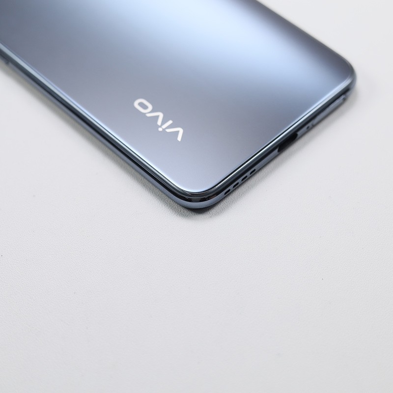 95新 vivo s9e 黑曜石 8 128g 带包装配件 官方保修到2022年4月19号